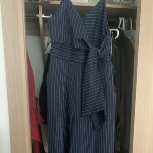 Wide-leg jumpsuit with suspenders